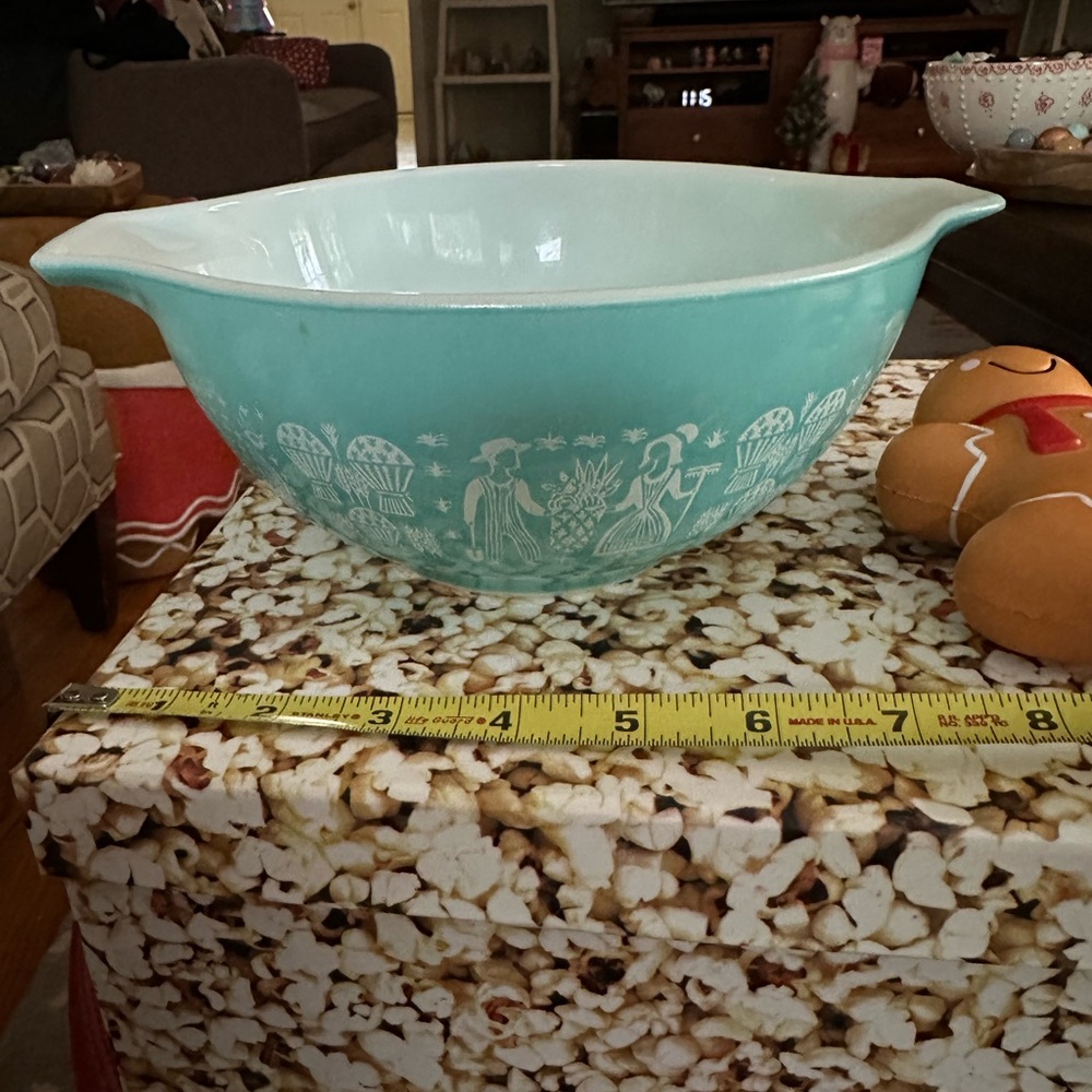 Pyrex Turquoise Mixing Bowl with White Design
